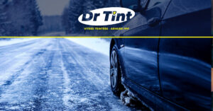 protection voiture hiver, pellicule protectrice voiture, vitres teintées, Dr Tint, route glacée, visibilité optimale, protection peinture, conditions hivernales, services professionnels, winter car protection, protective film, window tinting, Dr Tint, icy road, optimal visibility, paint protection, harsh winter conditions, professional services
