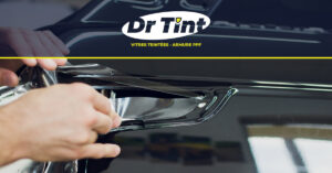 Installation pellicule armure. Protection peinture voiture. Film protecteur automobile. Pellicule pare-pierre. Film transparent voiture. Protection carrosserie. Film PPF voiture. Protection longue durée. Film protecteur haute qualité. Installation professionnelle. Film anti-rayures. Protection impact gravier. Pellicule automobile durable. Film protecteur invisible. Revêtement voiture premium. Protection carrosserie complète. Film adhésif résistant. Film protecteur autonettoyant. Protection UV voiture. Traitement carrosserie avancé. Film protection haute performance. Installation rapide et efficace. Film protecteur auto-cicatrisant. Pellicule haute résistance. Protection automobile innovante. Film pare-chocs voiture. Protection contre éclats de pierre. Film protecteur hydrophobe. Film de protection véhicule. Installation sur mesure. Film protecteur anti-jaunissement. Armor film installation. Car paint protection. Automotive protective film. Paint protection film (PPF). Transparent car film. Body protection. PPF installation. Long-lasting protection. High-quality protective film. Professional installation. Scratch-resistant film. Gravel impact protection. Durable automotive film. Invisible protective film. Premium car coating. Full body protection. Resistant adhesive film. Self-cleaning protective film. UV protection for cars. Advanced body treatment. High-performance protective film. Fast and efficient installation. Self-healing protective film. High-resistance film. Innovative automotive protection. Bumper protection film. Stone chip protection. Hydrophobic protective film. Vehicle protection film. Custom installation. Anti-yellowing protective film.